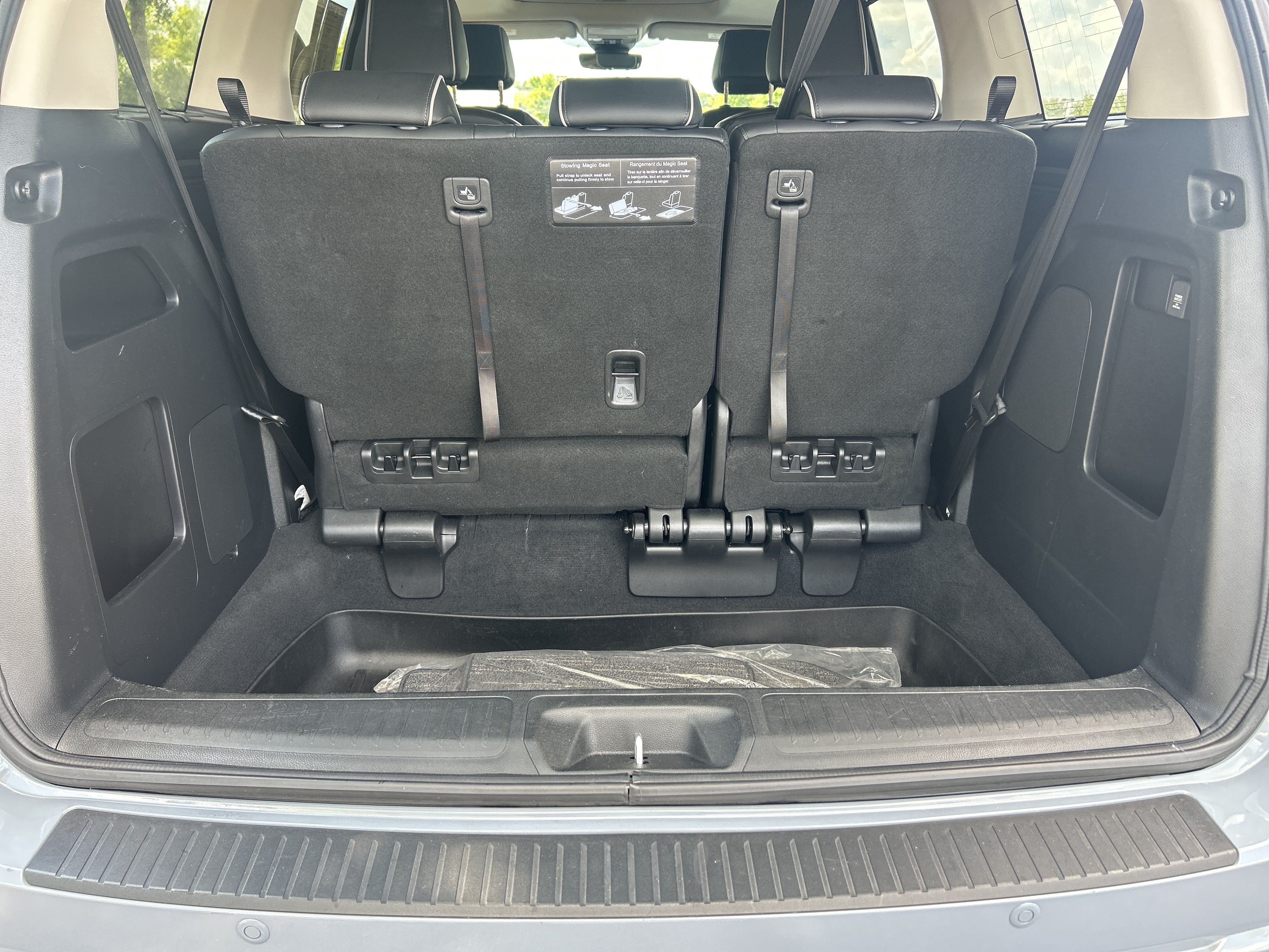 Certified 2025 Honda Odyssey Elite image 30
