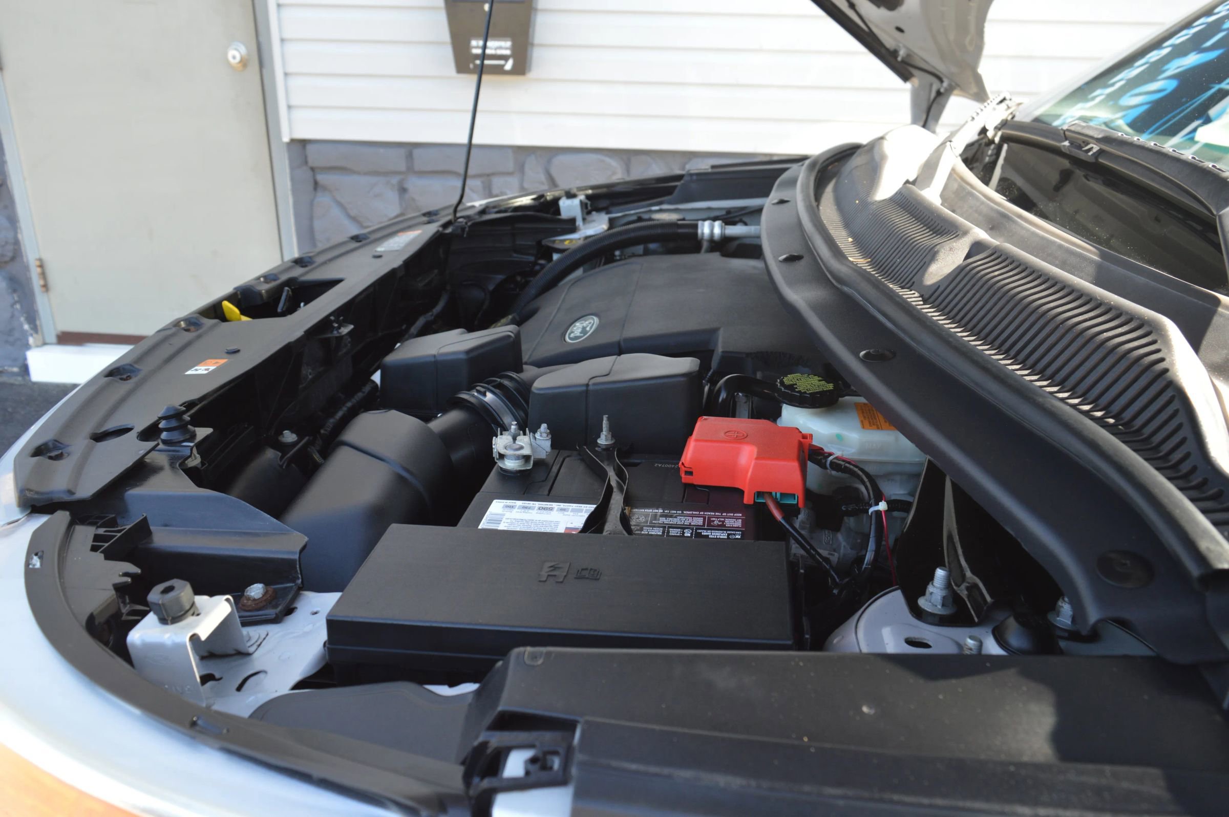 Used 2014 Ford Explorer XLT image 44