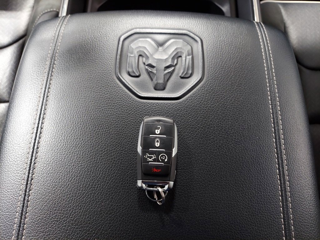 Used 2022 RAM 1500 Laramie image 32