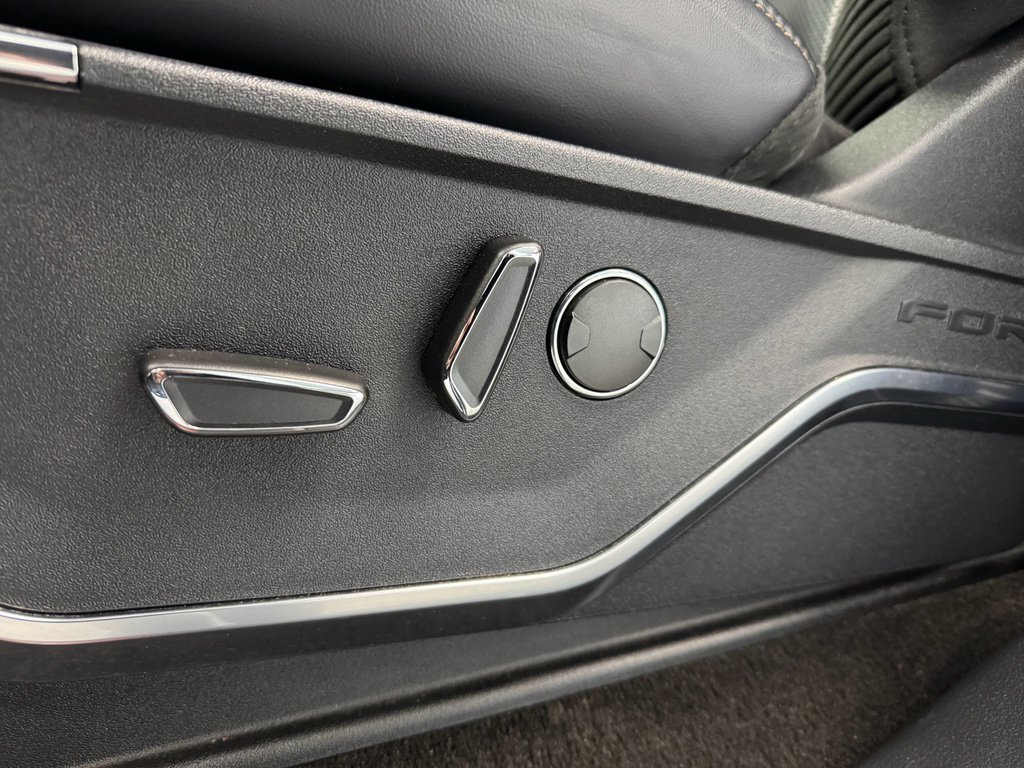 Used 2022 Ford F150 Raptor w/ Equipment Group 801A High image 17