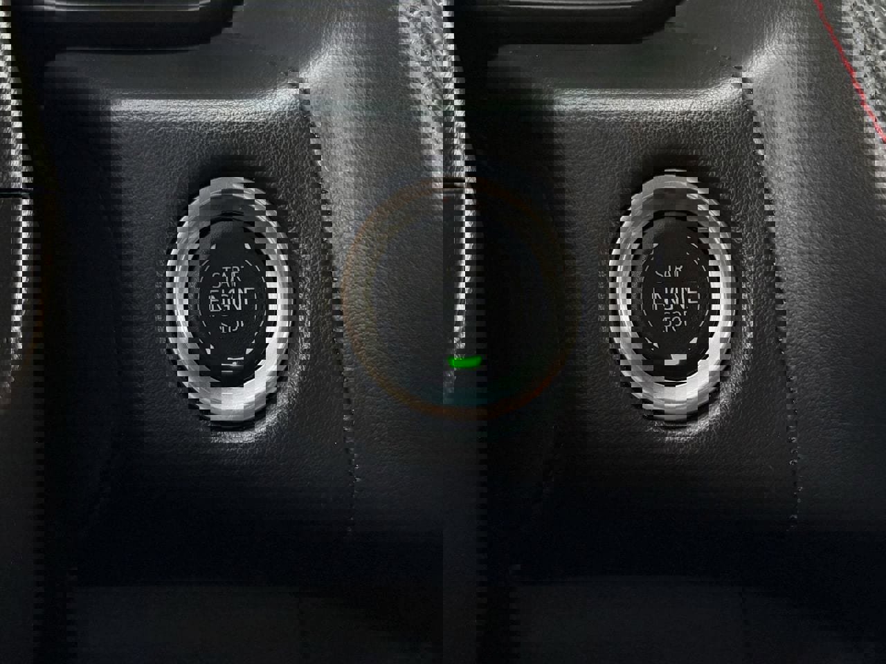 Used 2024 Chevrolet Suburban RST image 18