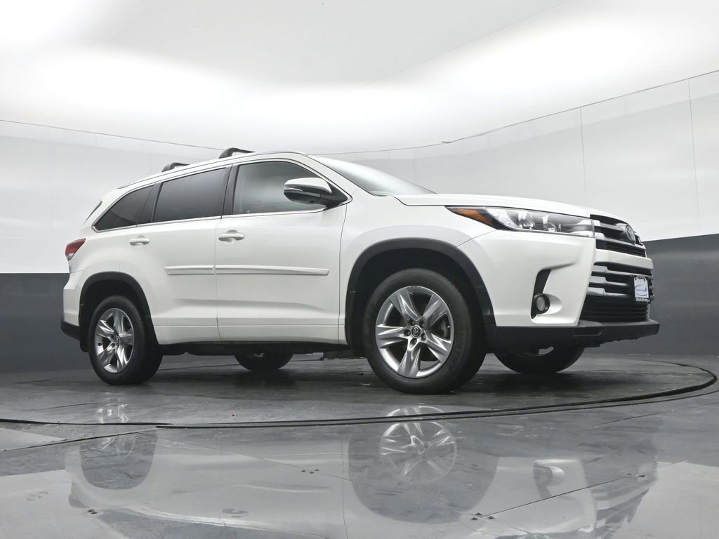 Used 2017 Toyota Highlander Limited w/ Protection Package #3 image 70