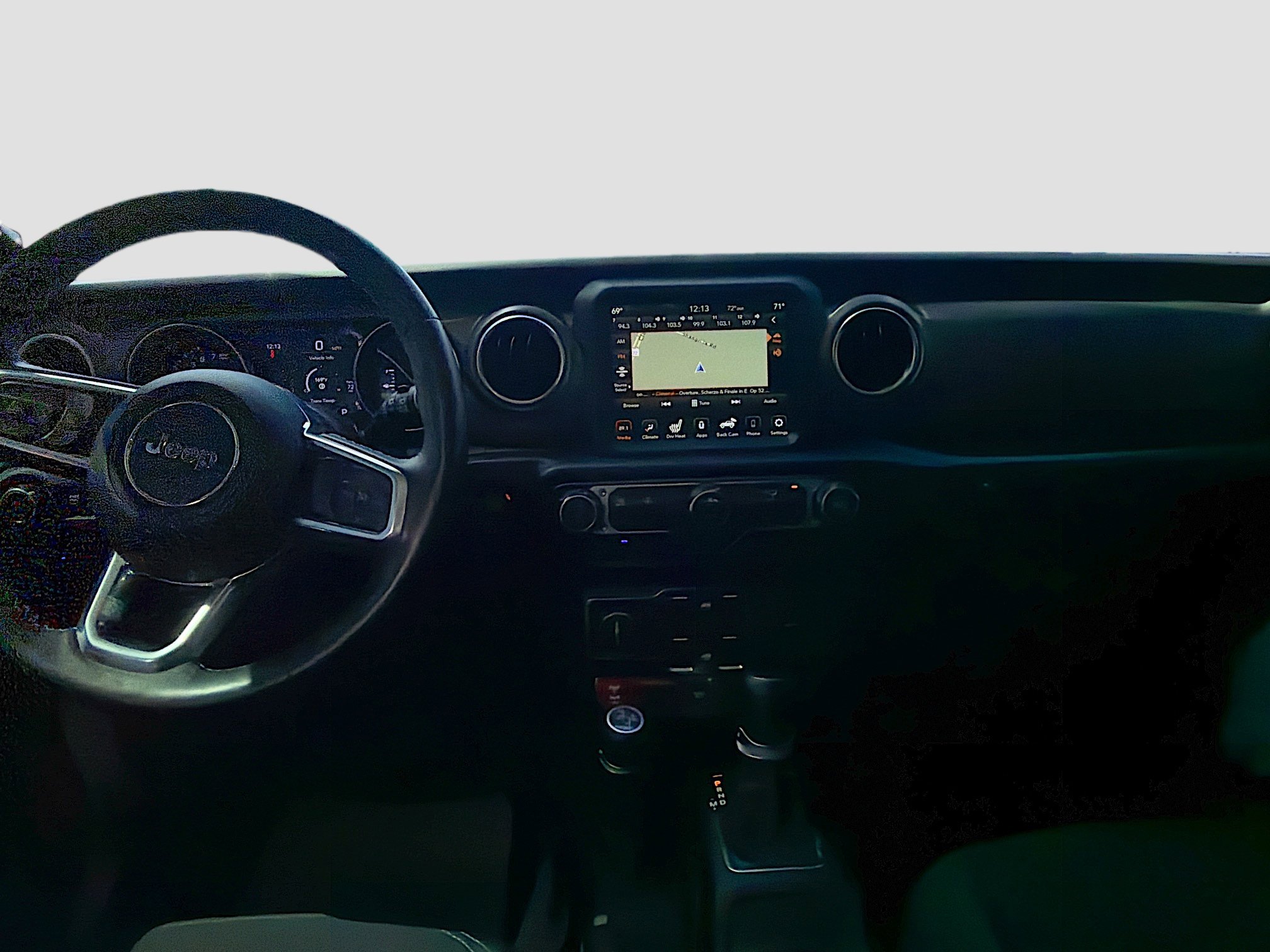 Used 2022 Jeep Wrangler Unlimited Rubicon 4xe w/ Cold Weather Group image 18