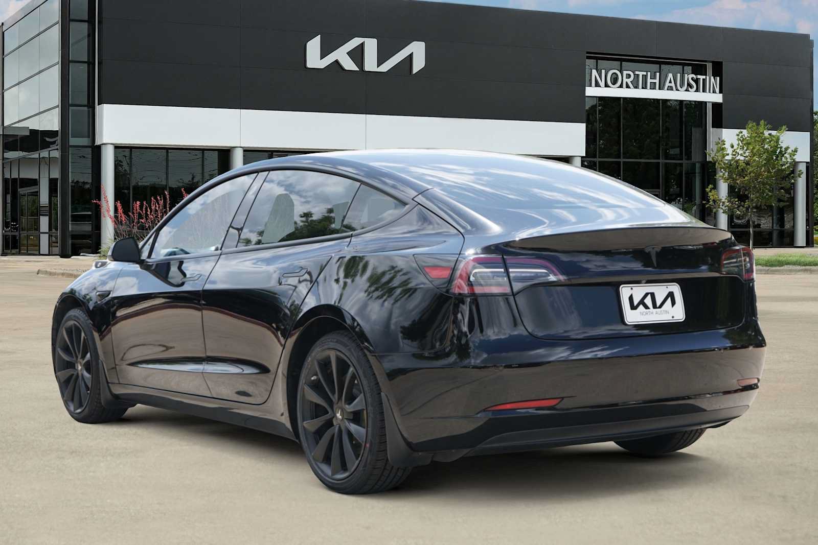 Used 2019 Tesla Model 3 Long Range RWD image 7