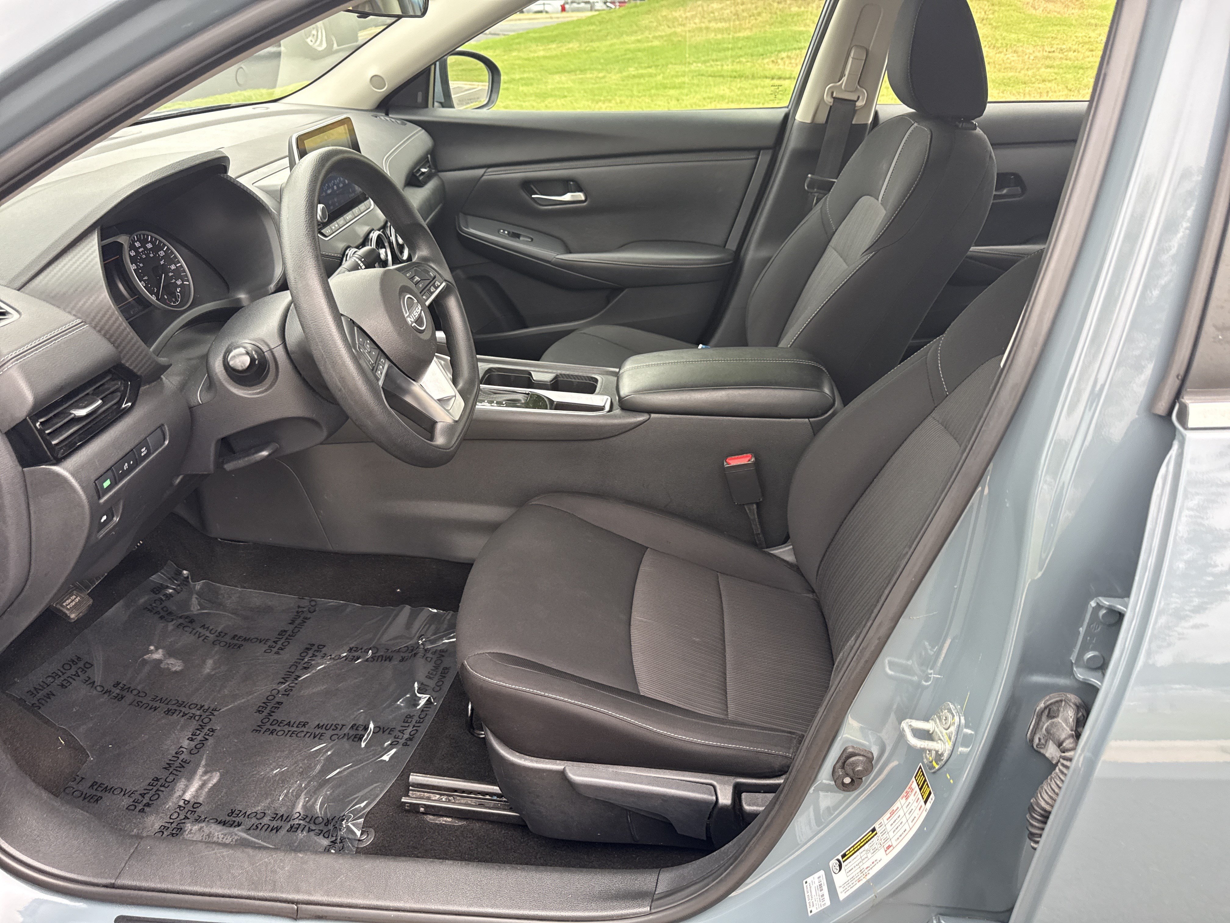Used 2024 Nissan Sentra SV FWD image 16