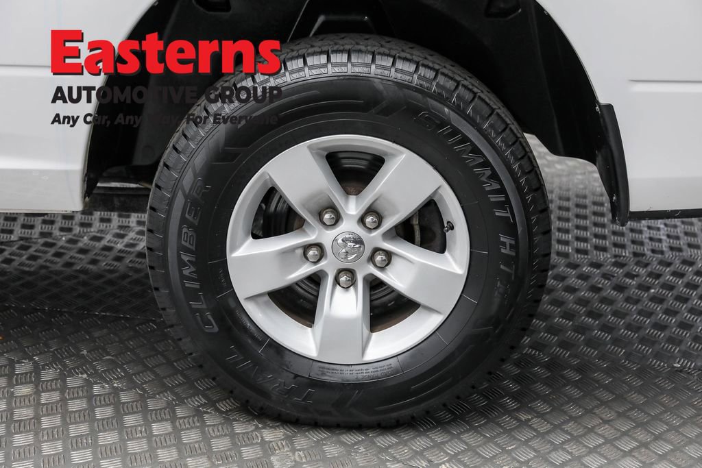 Used 2019 RAM 1500 Classic SLT image 8