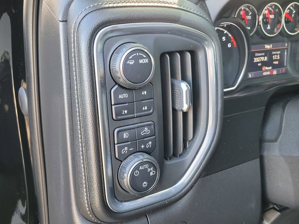 Used 2021 Chevrolet Silverado 1500 RST AWD/4WD image 17