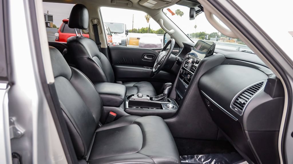 Used 2023 Nissan Armada SV AWD/4WD image 20