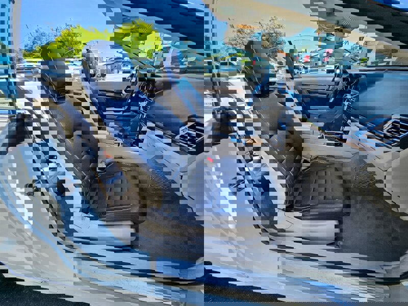 Used 2016 Mercedes-Benz E 400 Cabriolet image 30