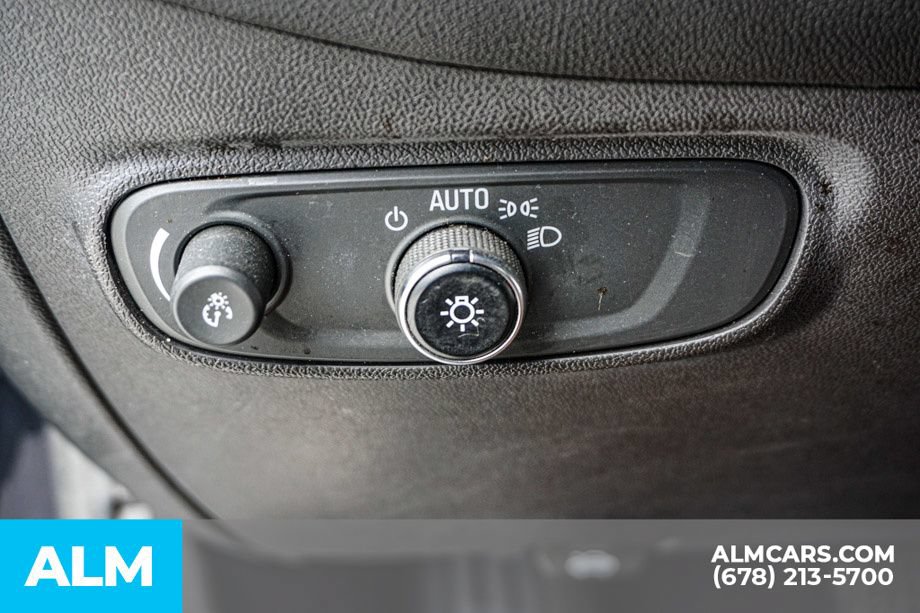 Used 2022 Chevrolet Equinox RS w/ RS Leather Package FWD image 48