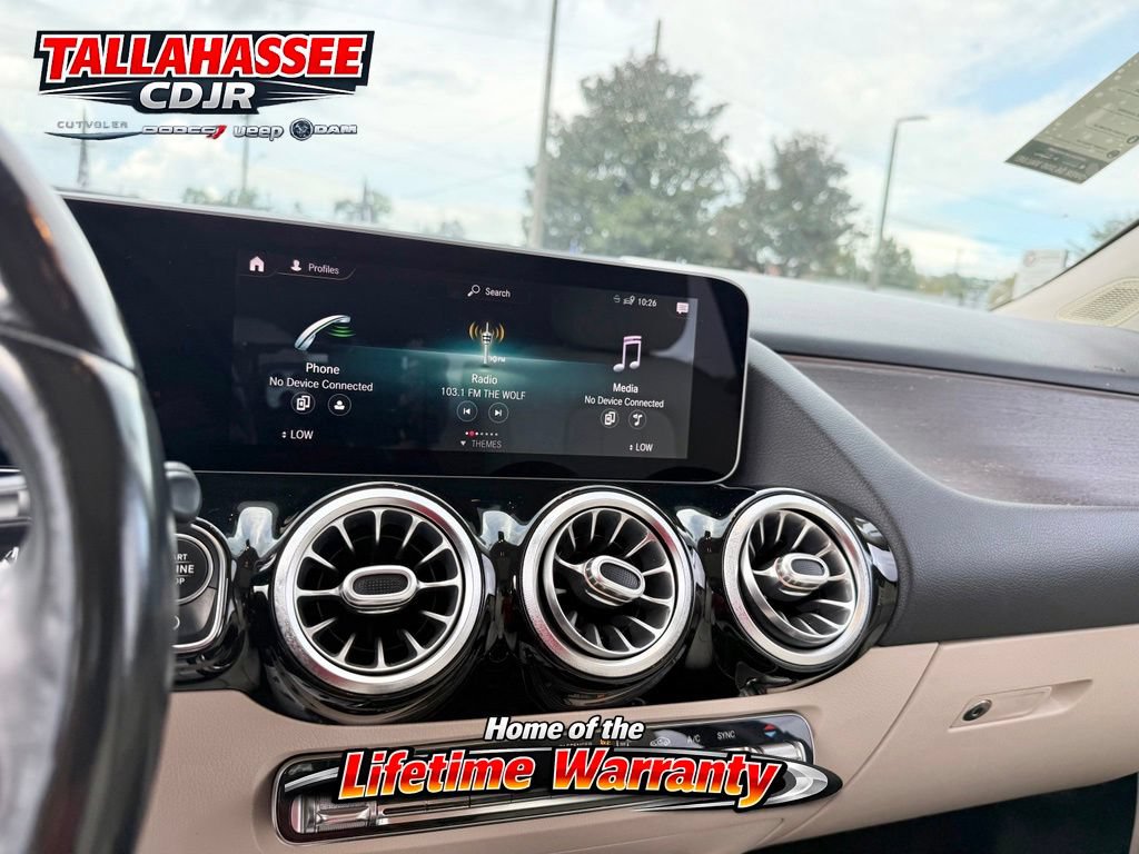 Used 2021 Mercedes-Benz GLA 250 w/ Premium Package image 27