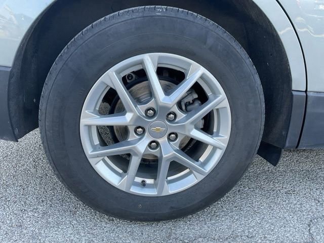 Certified 2023 Chevrolet Equinox LT FWD image 11