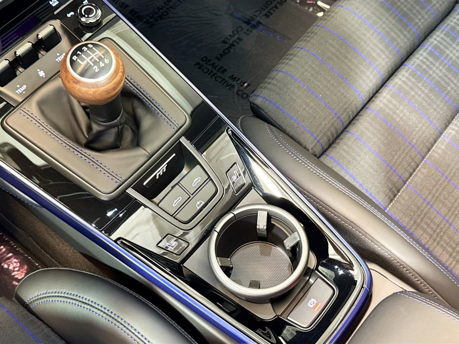 Used 2026 Porsche 911 Carrera RWD image 19