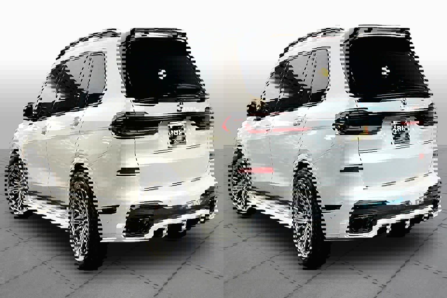 Used 2024 BMW X7 xDrive40i w/ M Sport Package image 11