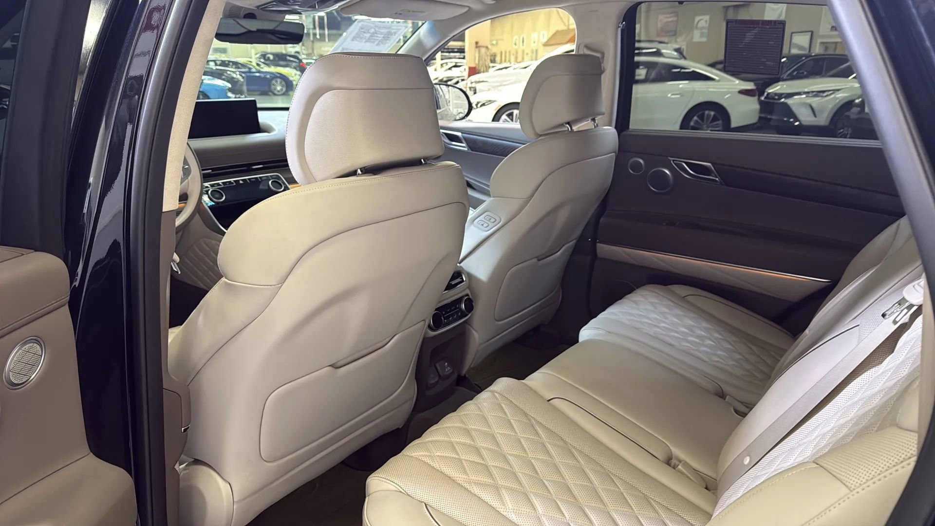 Used 2022 Genesis GV80 3.5T w/ Prestige Package 07 image 26