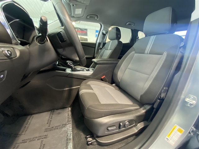 Used 2025 Chevrolet Blazer LT image 12