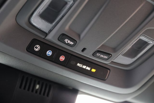 Used 2025 Chevrolet Silverado 2500 W/T w/ WT Convenience Package image 26