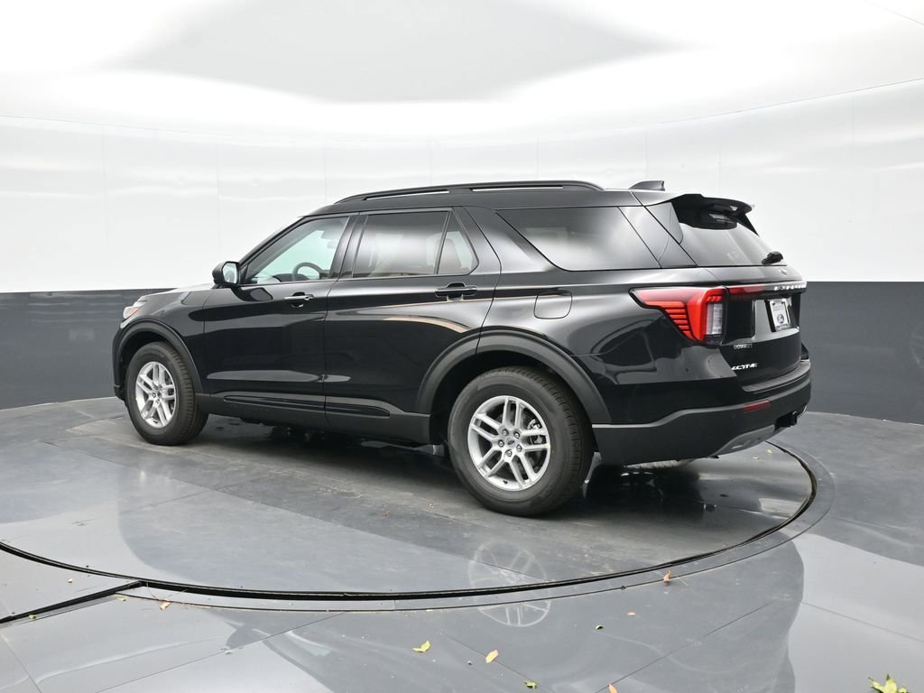 New 2026 Ford Explorer Active w/ Active Comfort Package image 4