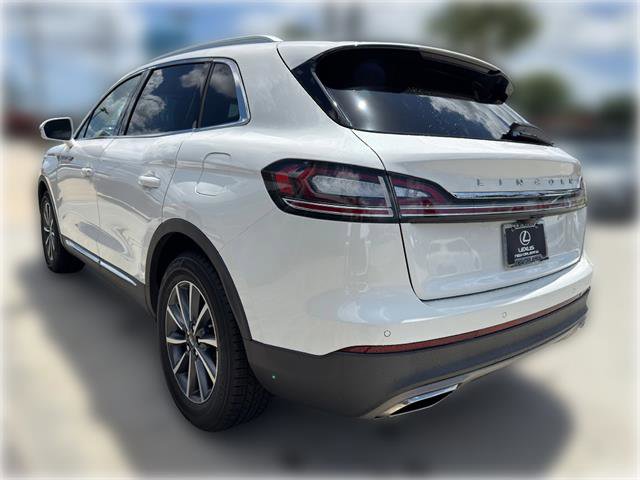 Used 2022 Lincoln Nautilus FWD image 6