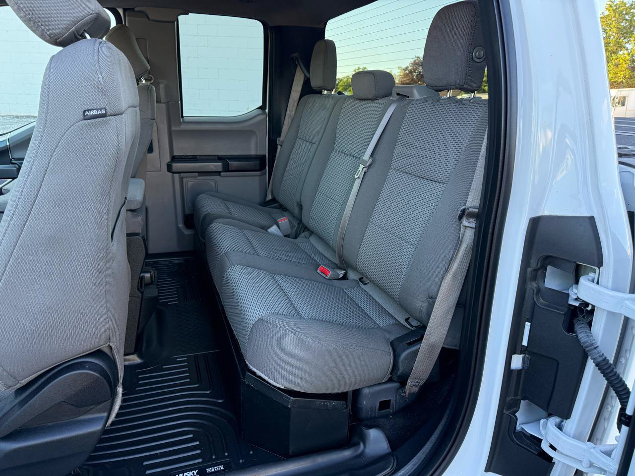 Used 2017 Ford F150 XLT w/ Equipment Group 301A Mid AWD/4WD image 4
