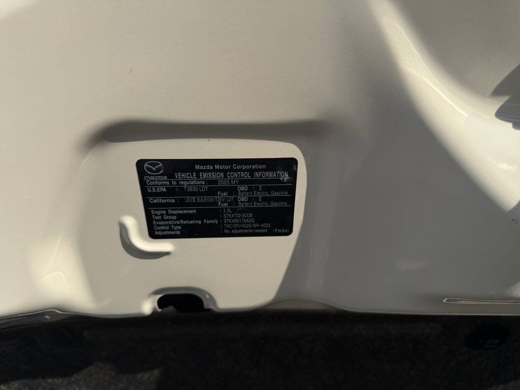 Used 2025 MAZDA CX-70 Plug-In Hybrid w/ Premium Plus image 31