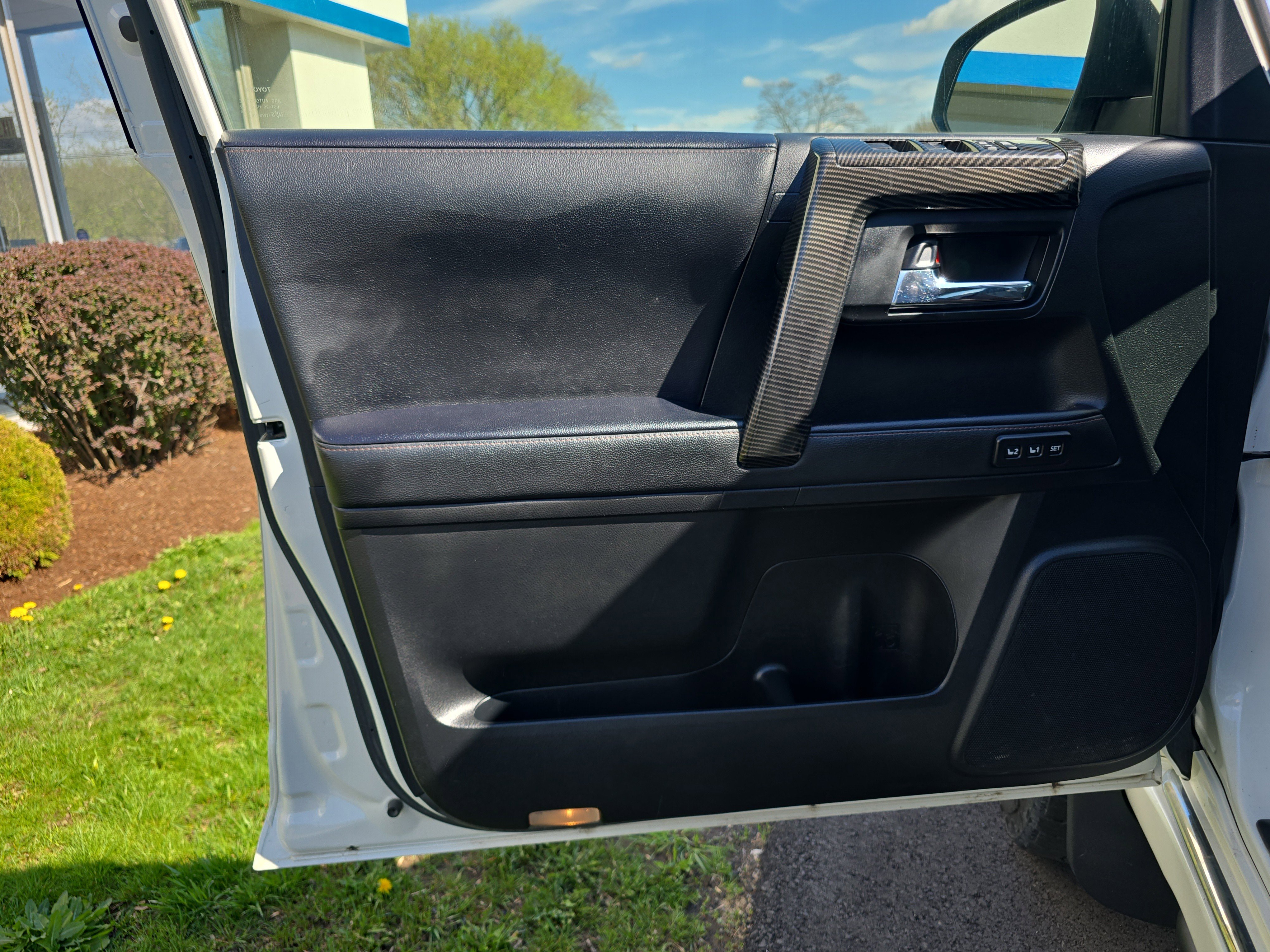 Used 2021 Toyota 4Runner Limited image 17