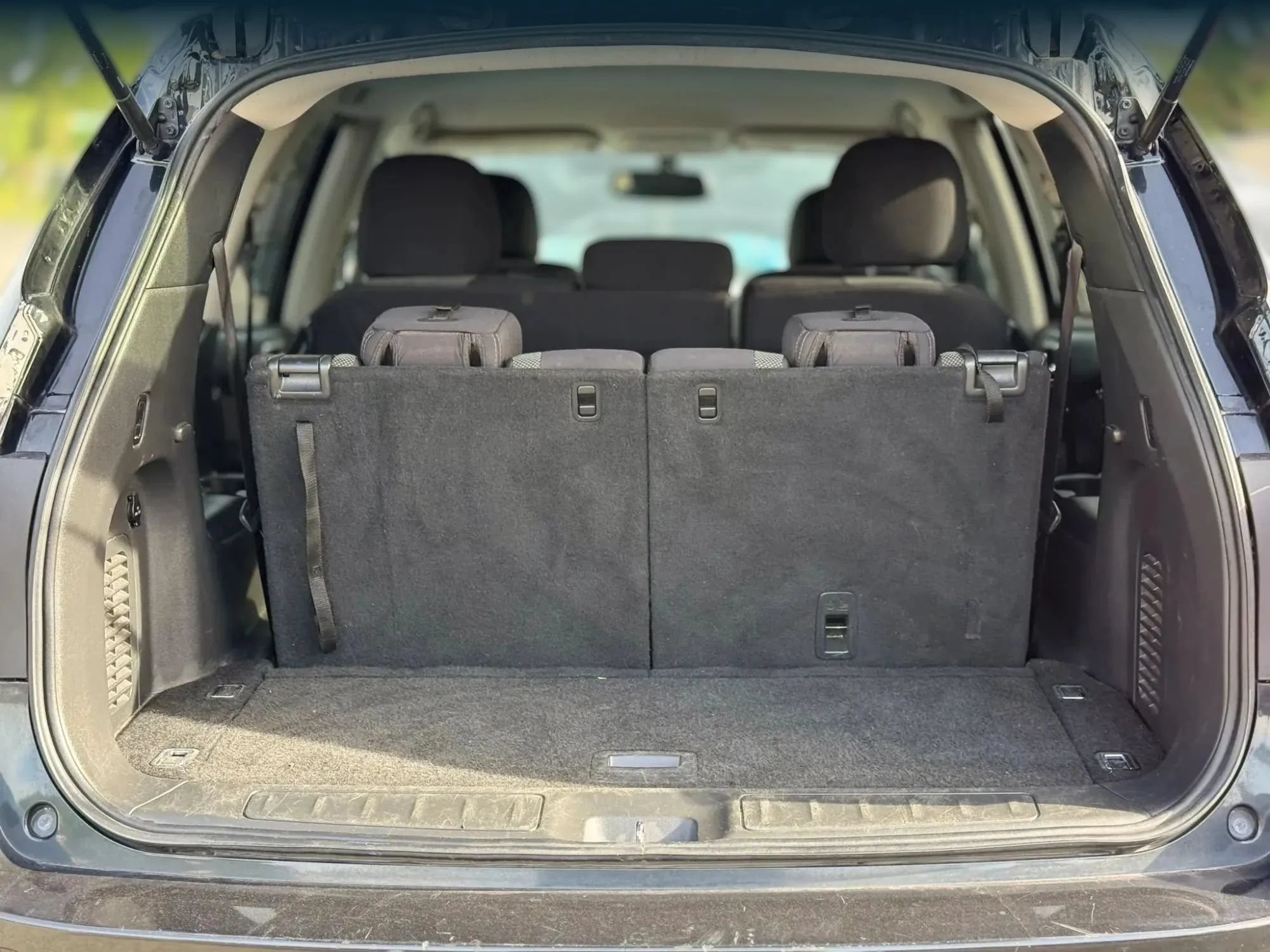 Used 2017 Nissan Pathfinder SV FWD image 28