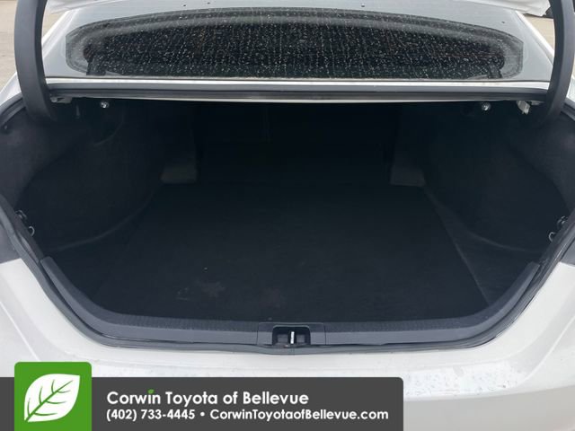 Used 2024 Toyota Camry SE FWD image 29