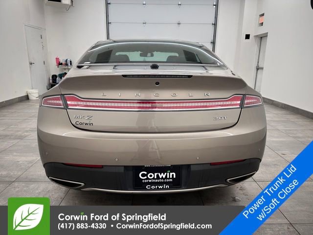 Used 2020 Lincoln MKZ w/ Convenience Package image 4