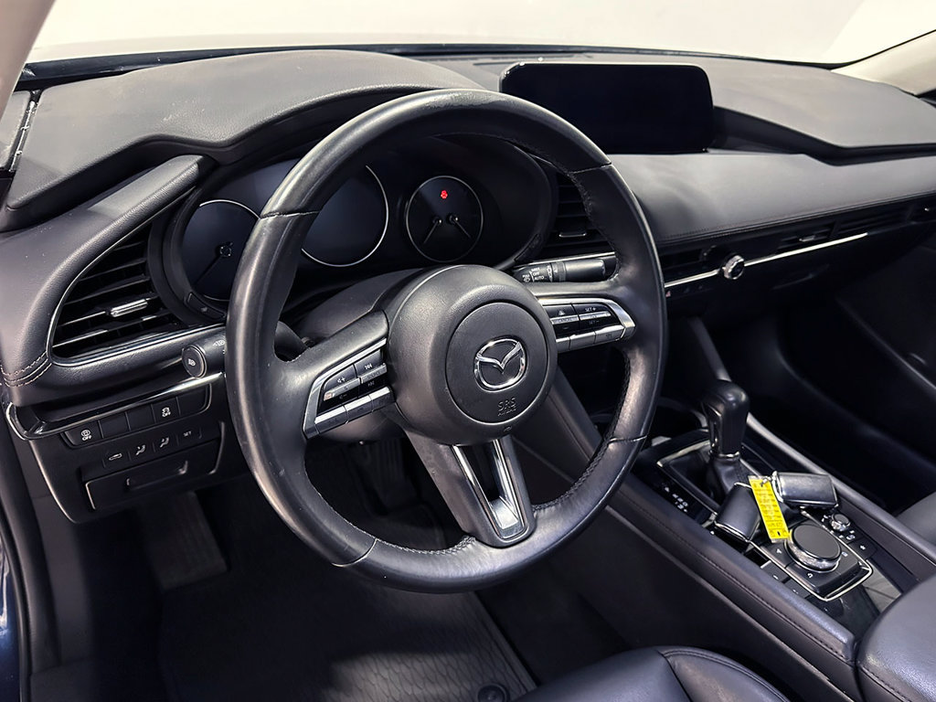 Used 2022 MAZDA MAZDA3 s FWD image 19