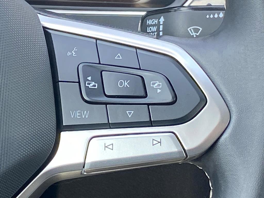 Certified 2024 Volkswagen Tiguan S image 6