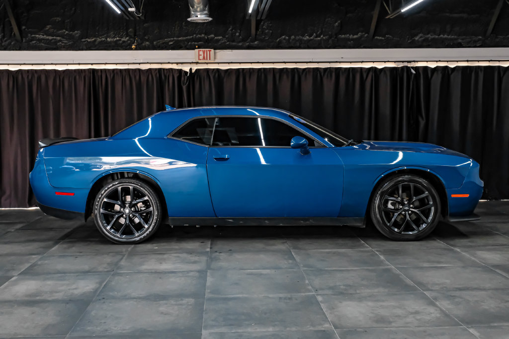 Used 2023 Dodge Challenger SXT w/ Blacktop Package RWD image 7