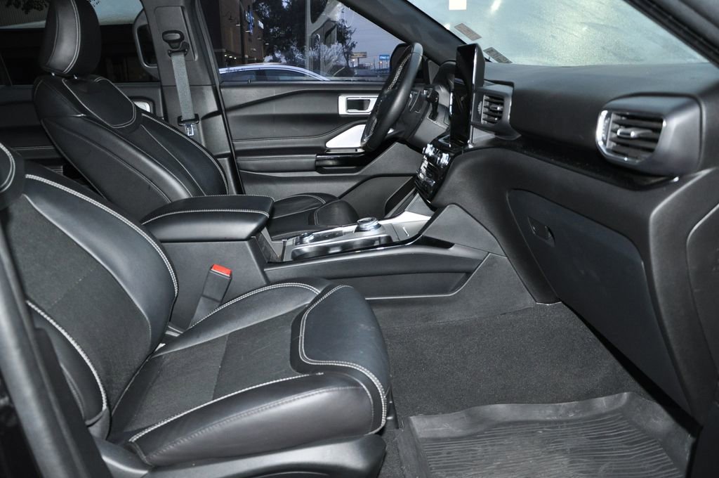 Used 2023 Ford Explorer ST w/ Equipment Group 401A image 16