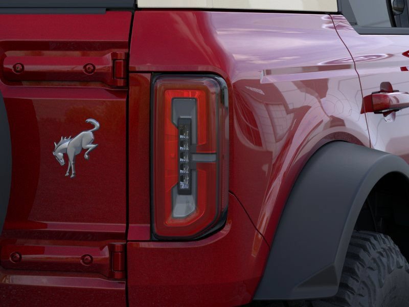 New 2026 Ford Bronco Outer Banks AWD/4WD image 25