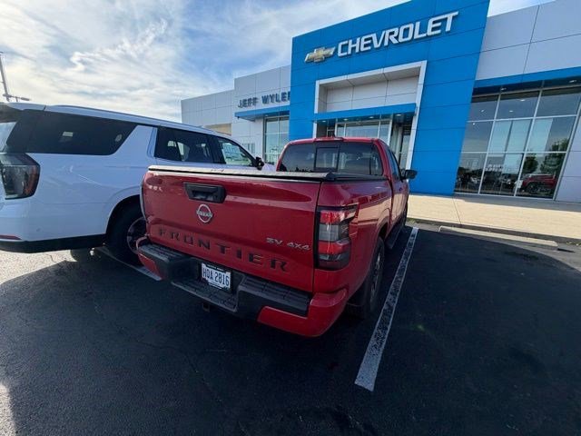 Used 2022 Nissan Frontier SV AWD/4WD image 10