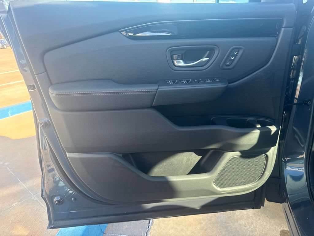 New 2026 Honda Pilot TrailSport image 13