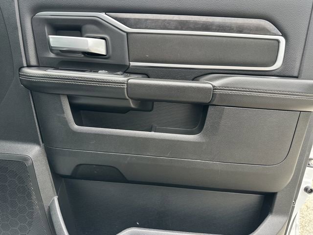 Used 2024 RAM 3500 Big Horn image 13