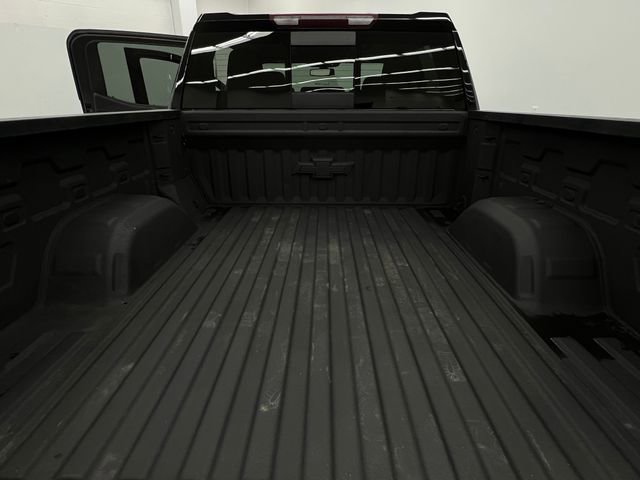 Used 2020 Chevrolet Silverado 1500 LTZ w/ LTZ Plus Package AWD/4WD image 30