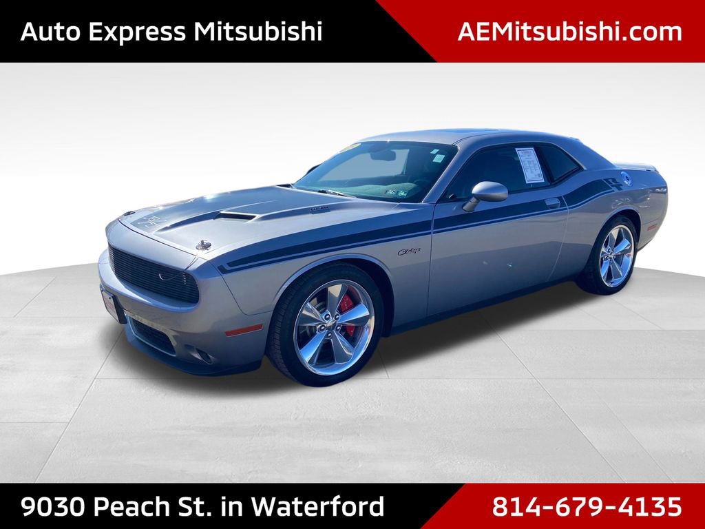 Used 2015 Dodge Challenger R/T Plus image 3