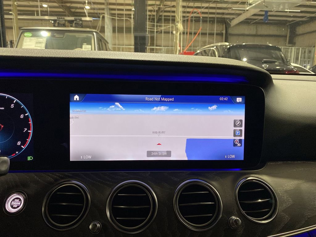 Used 2021 Mercedes-Benz E 350 4MATIC Sedan w/ Premium Package image 7