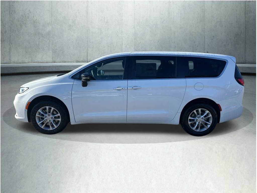 New 2026 Chrysler Pacifica Select AWD/4WD video 2