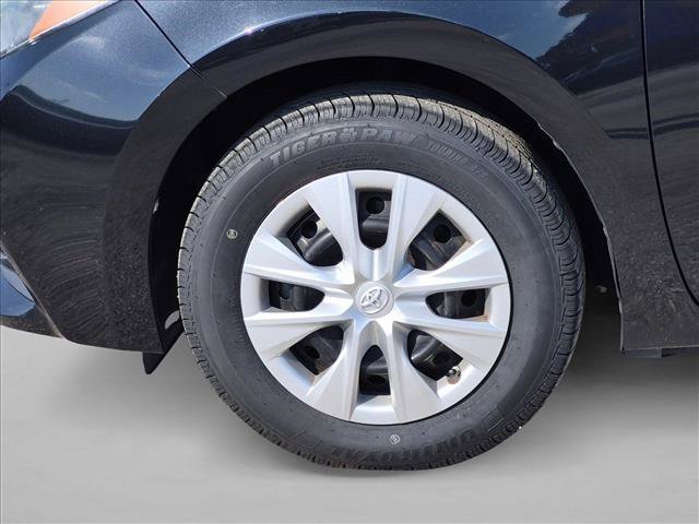 Used 2016 Toyota Corolla L FWD image 21