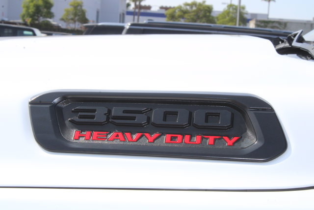 Used 2020 RAM 3500 Laramie w/ Night Edition AWD/4WD image 10