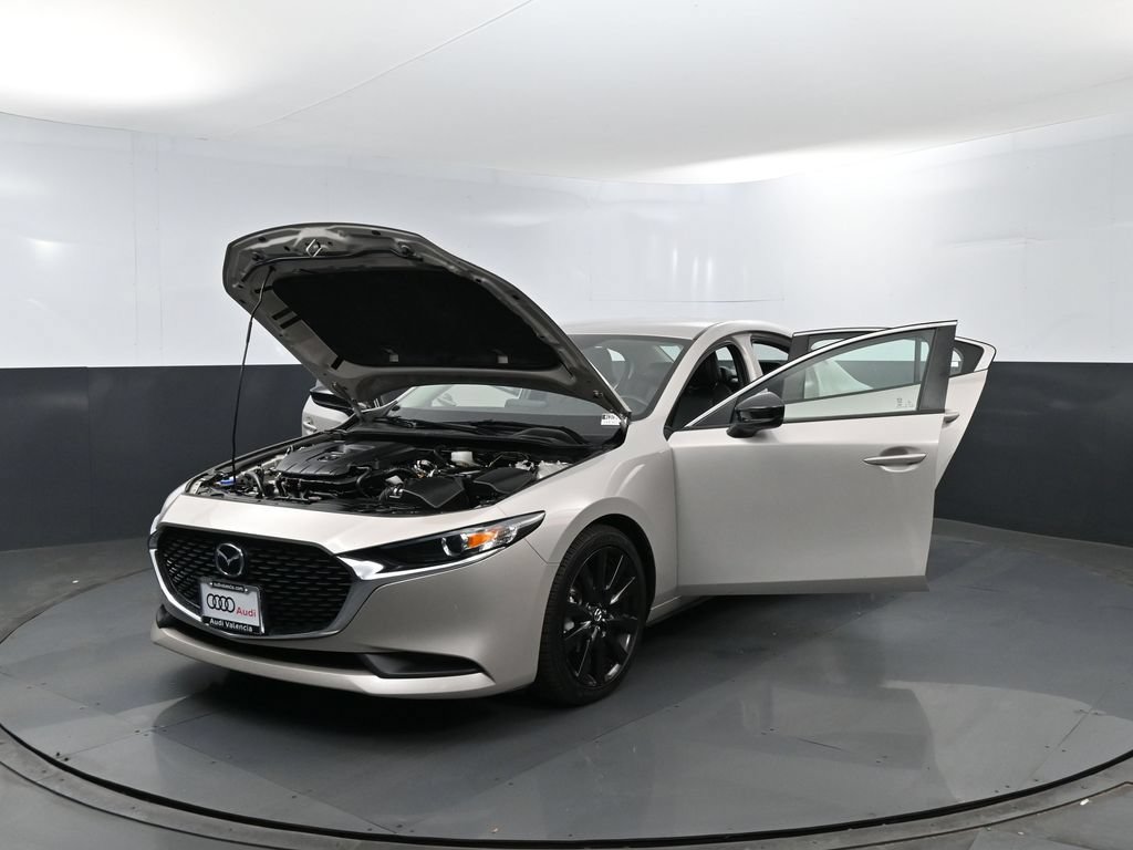 Used 2024 MAZDA MAZDA3 s FWD image 25