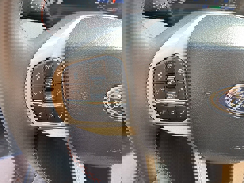 New 2026 Ford Explorer Active w/ Active Comfort Package image 21