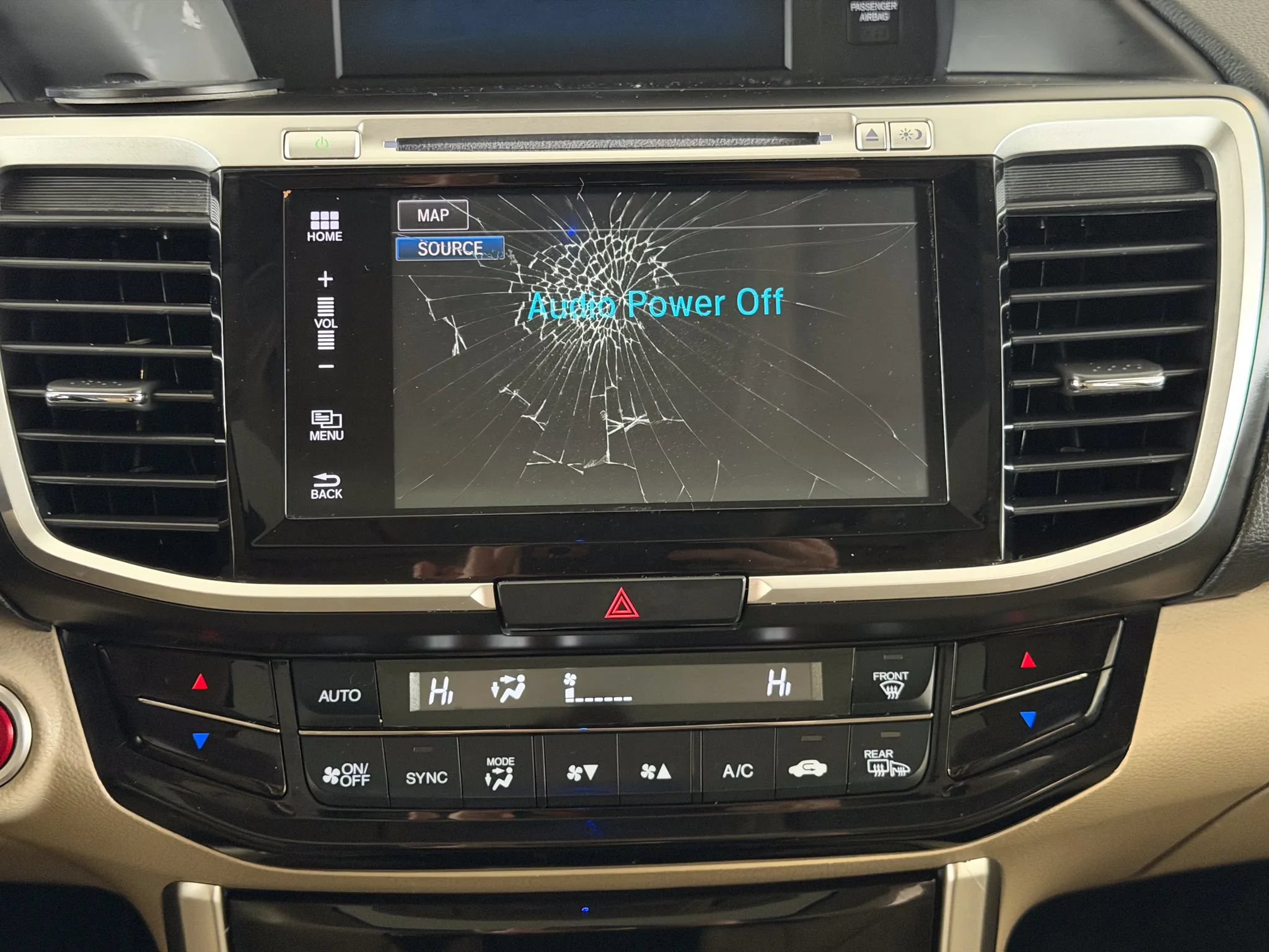 Used 2017 Honda Accord Touring image 29