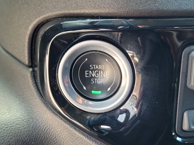 Certified 2025 Chevrolet Silverado 1500 LT RWD image 30
