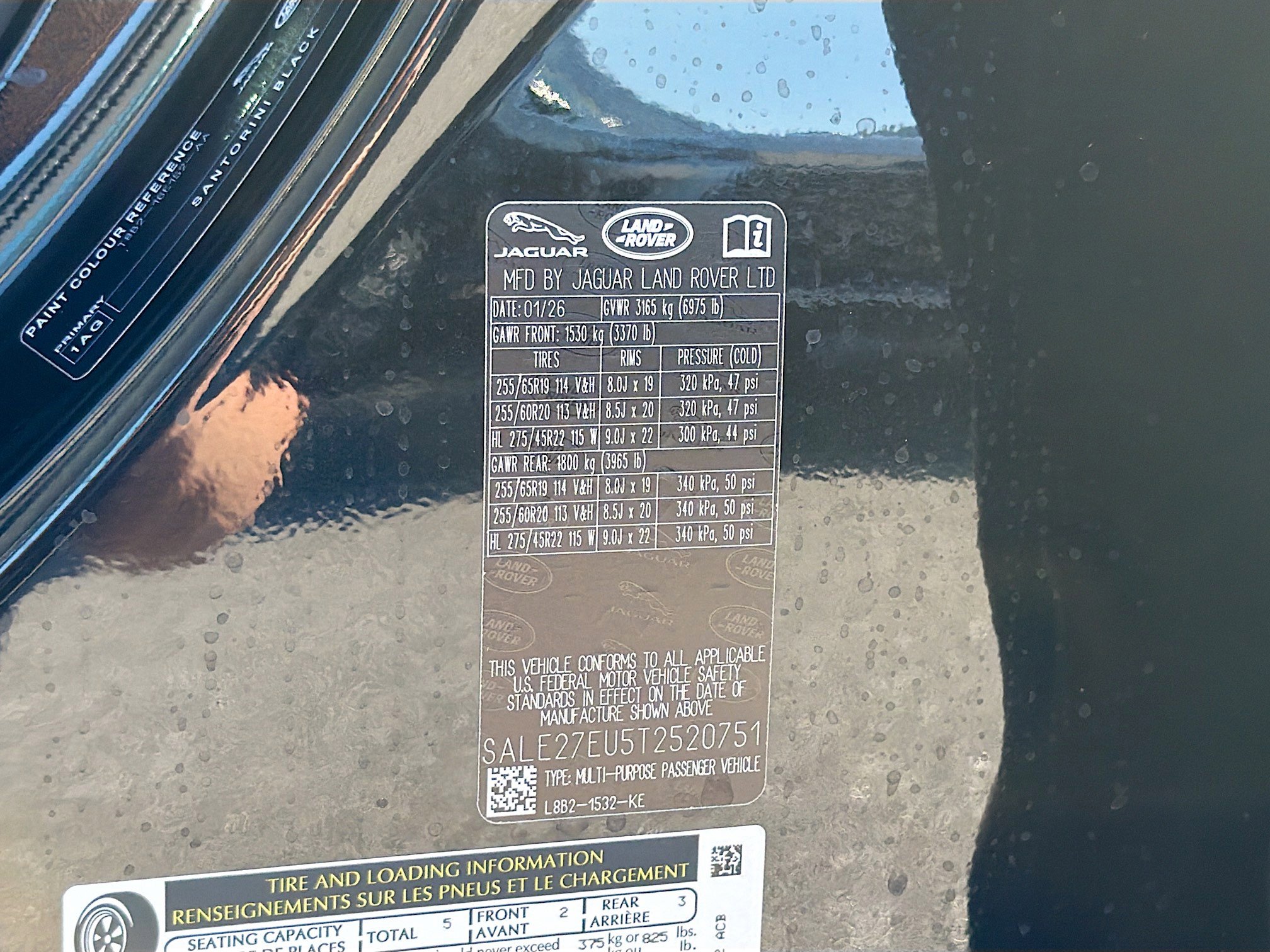 New 2026 Land Rover Defender 110 X-Dynamic SE image 42