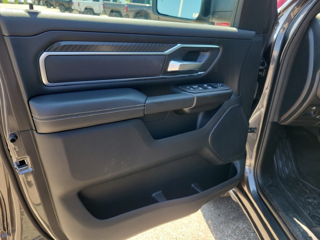 New 2026 RAM 1500 Big Horn AWD/4WD image 13