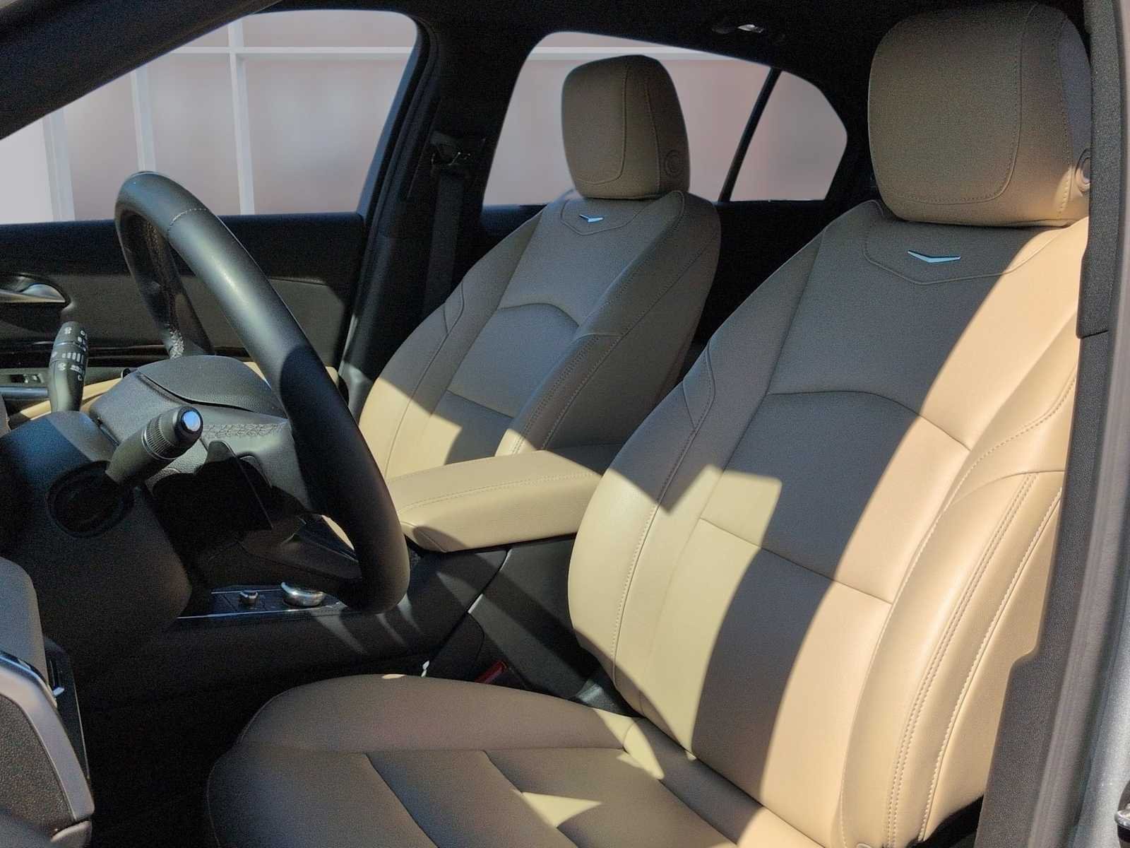 Certified 2024 Cadillac XT4 Luxury FWD image 22
